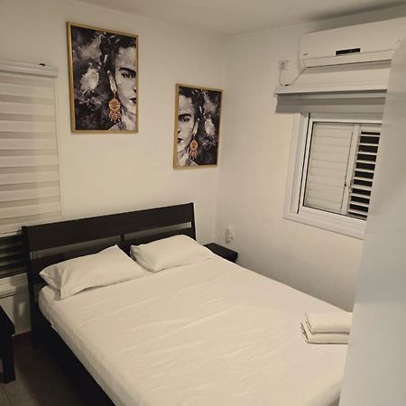 Gk Apartment Harmony Bat Yam Extérieur photo