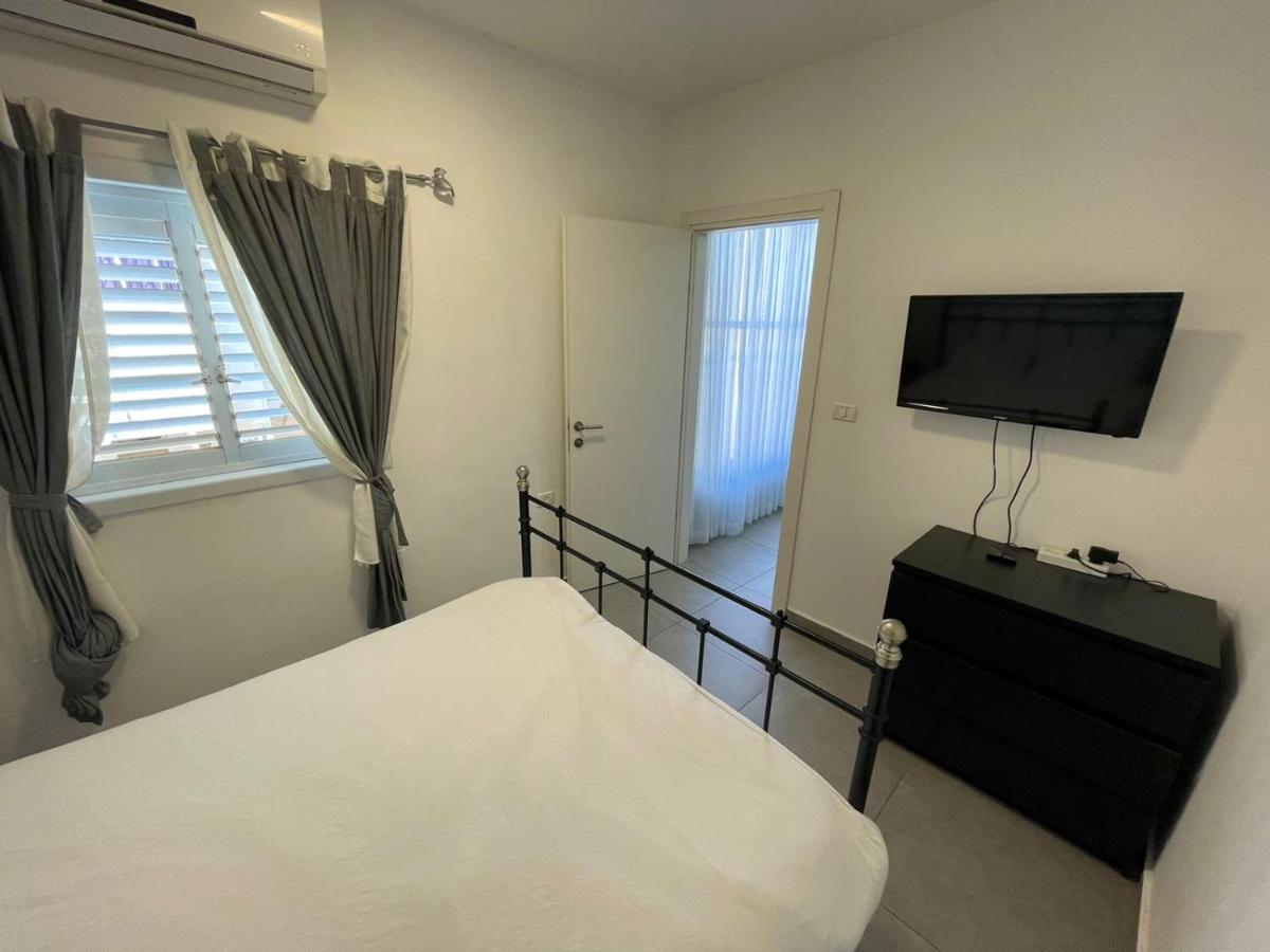 Gk Apartment Harmony Bat Yam Extérieur photo