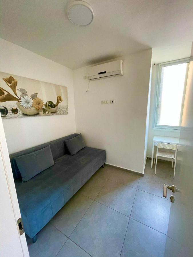 Gk Apartment Harmony Bat Yam Extérieur photo