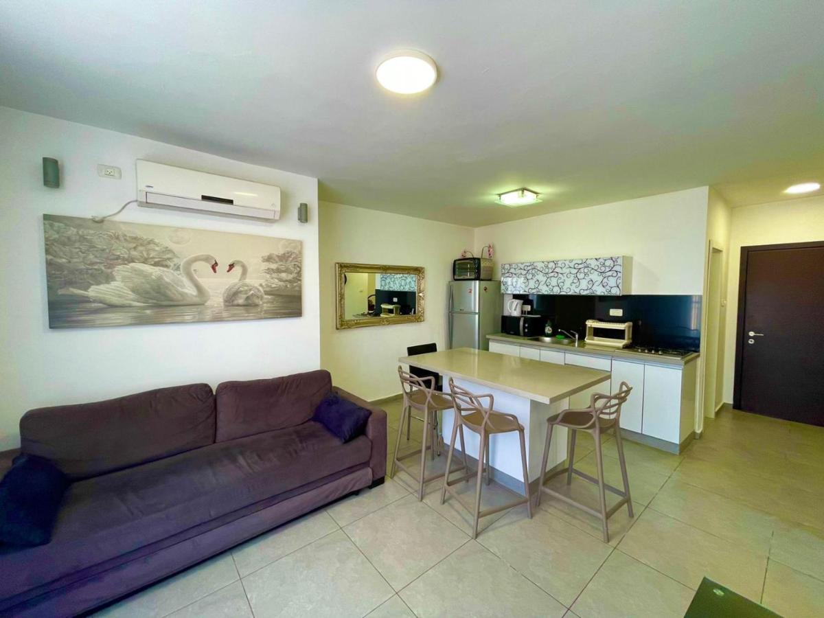 Gk Apartment Harmony Bat Yam Extérieur photo