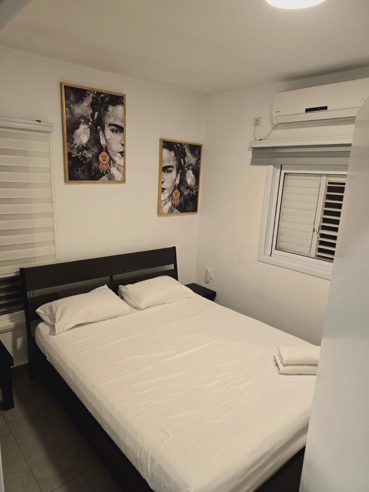 Gk Apartment Harmony Bat Yam Extérieur photo