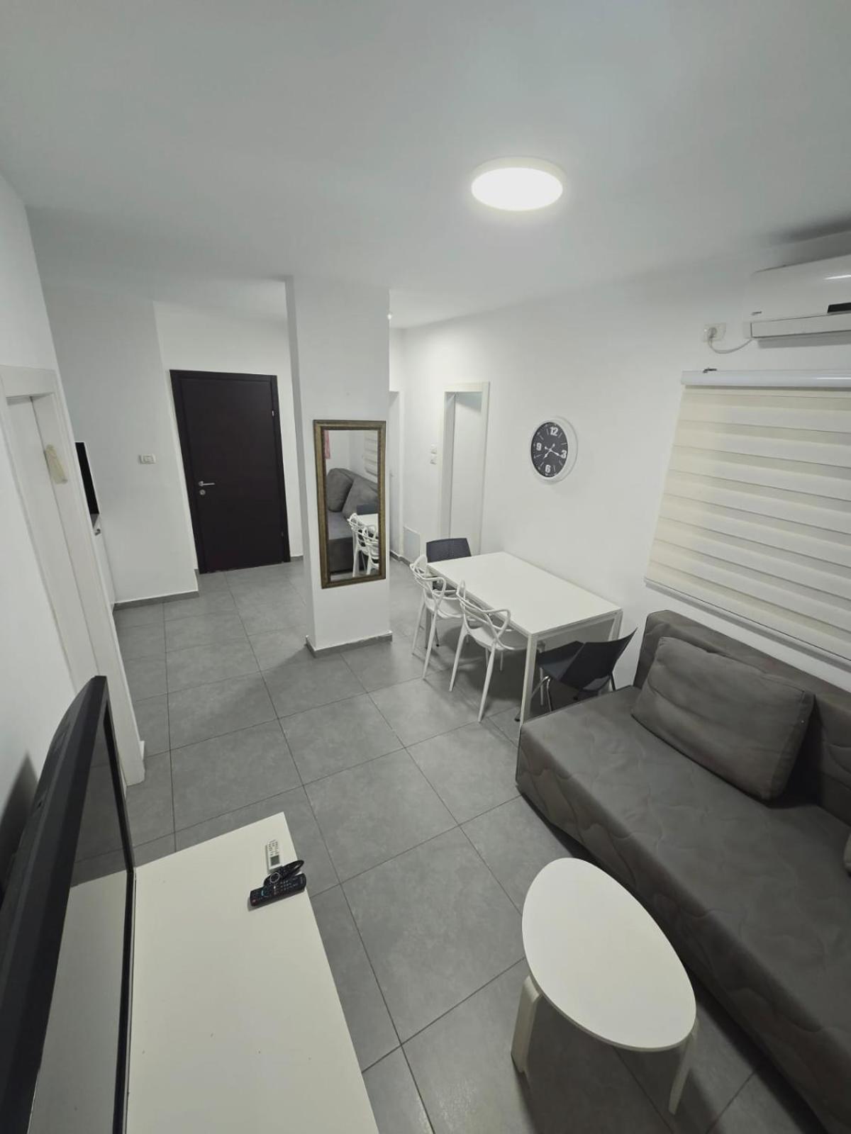 Gk Apartment Harmony Bat Yam Extérieur photo